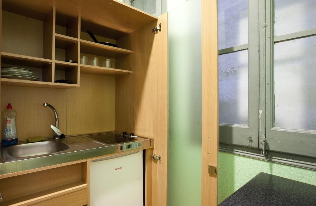 Hostal Agua Alegre Барселона Номер фото