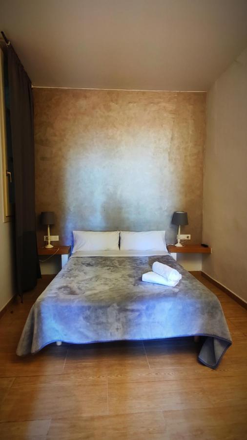 Hostal Agua Alegre Барселона Экстерьер фото