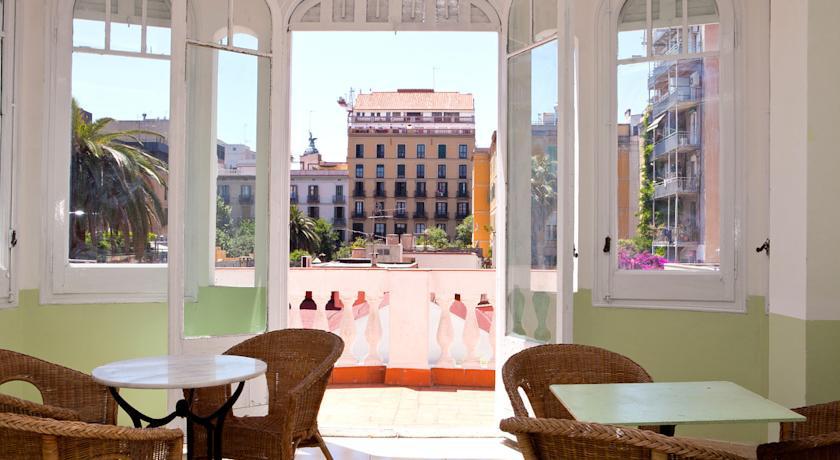 Hostal Agua Alegre Барселона Экстерьер фото